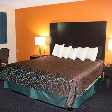Americas Best Value Inn Giddings Exterior foto